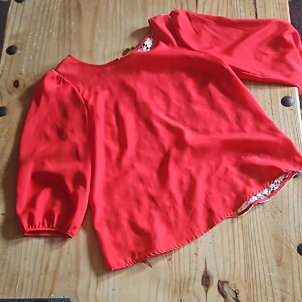 Chic Red Blouse with Floral Lining